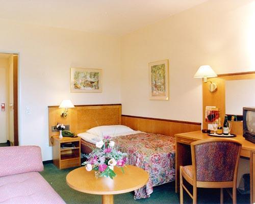 Garden Hotel Krefeld Kamer foto